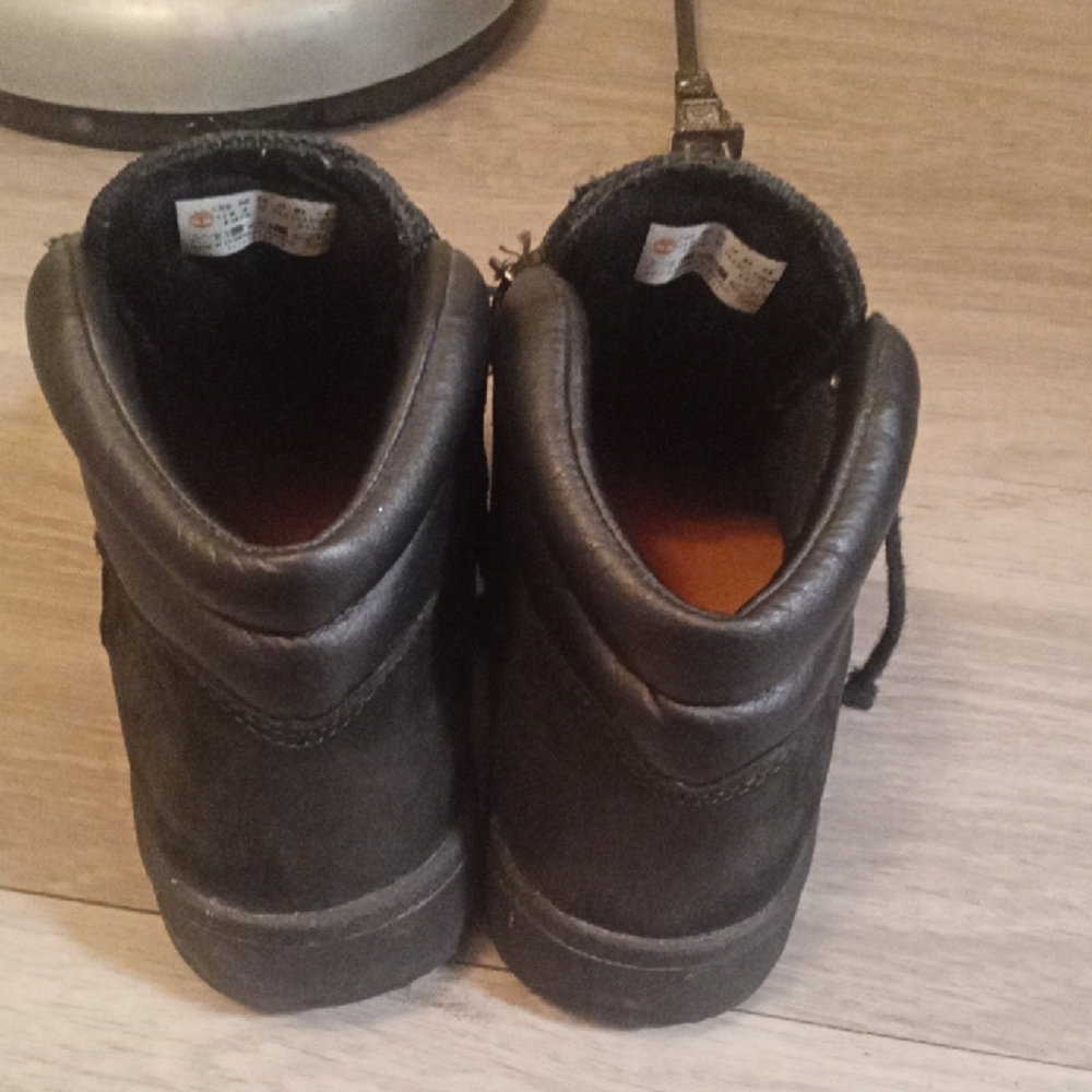 Timberland Men's 4.5 Black Hiking Boots - Picture 3 of 7